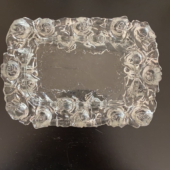 Vintage Glass rose petal butter dish - Picture 4 of 5